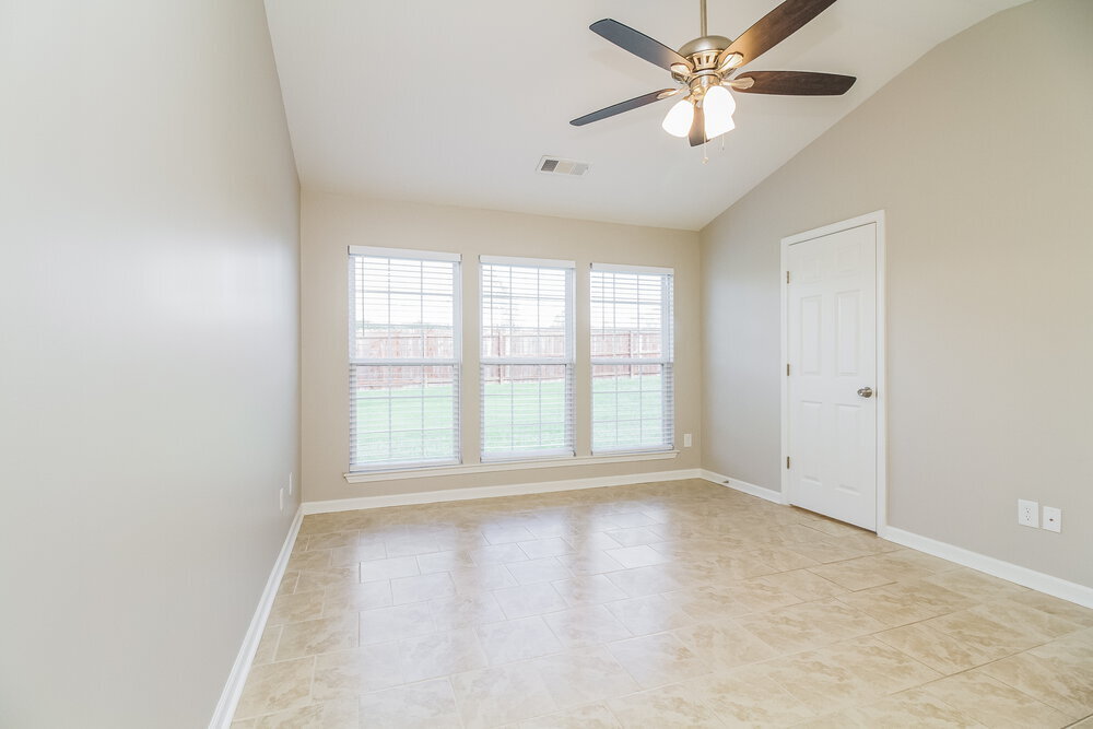 Building Photo - 1700 Kendall Cove Ln
