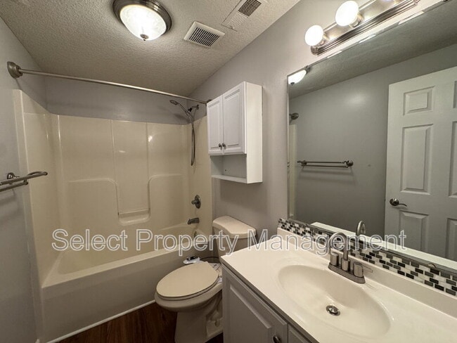 Building Photo - 7518 Ravens Stone Dr