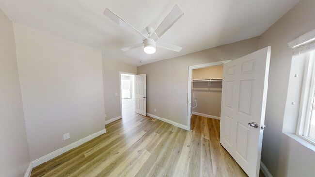 Building Photo - 7BD/4BA, Two Kitchens!