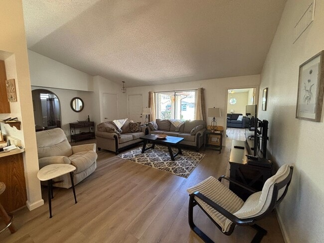 Building Photo - Lovely 3 bedroom 2 bath home in the grass in Leisure World a 45+ Active Adult Resort Community. M...
