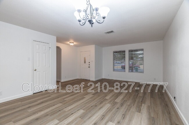 Building Photo - 125 Jordan Pl