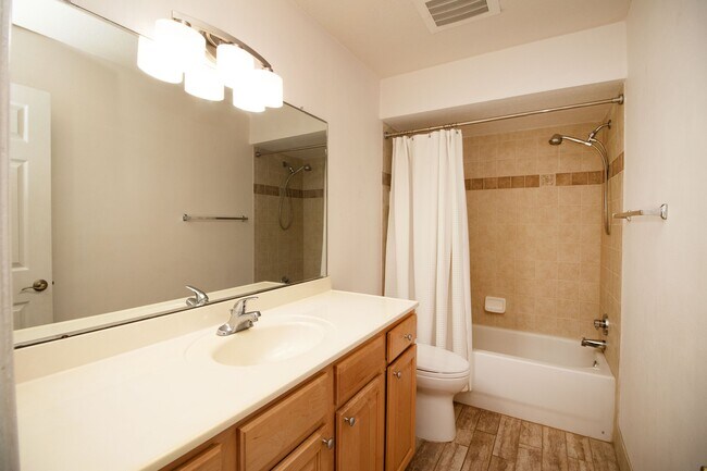 Building Photo - 6150 Gulfport Blvd S