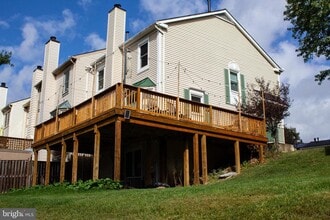 Building Photo - 311 Whitcliff Ct