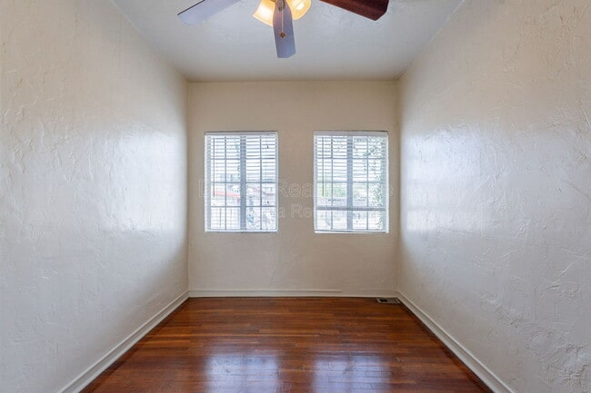 Building Photo - 241 S Cherry Ave