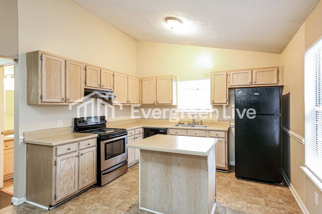 Building Photo - coming soon