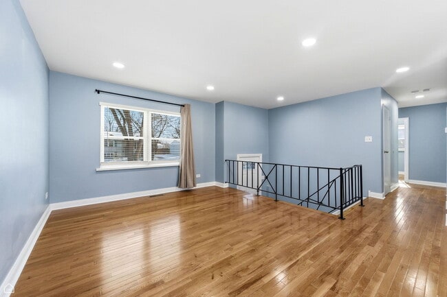 Building Photo - 22180 Navaho Ave