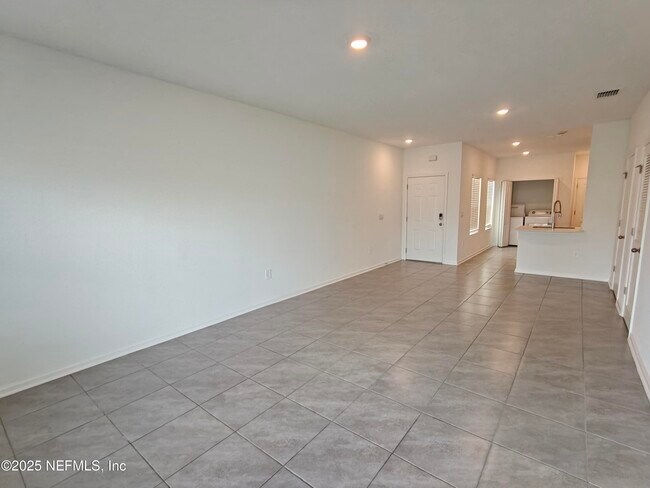 Building Photo - 195 Tidal Bch Ave