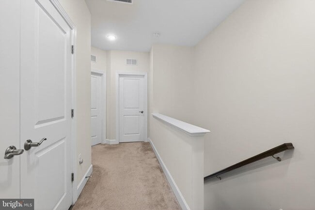 Building Photo - 15297 Westham Ct