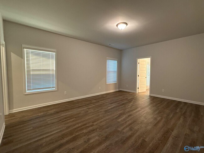 Building Photo - 102 Ranna Dr