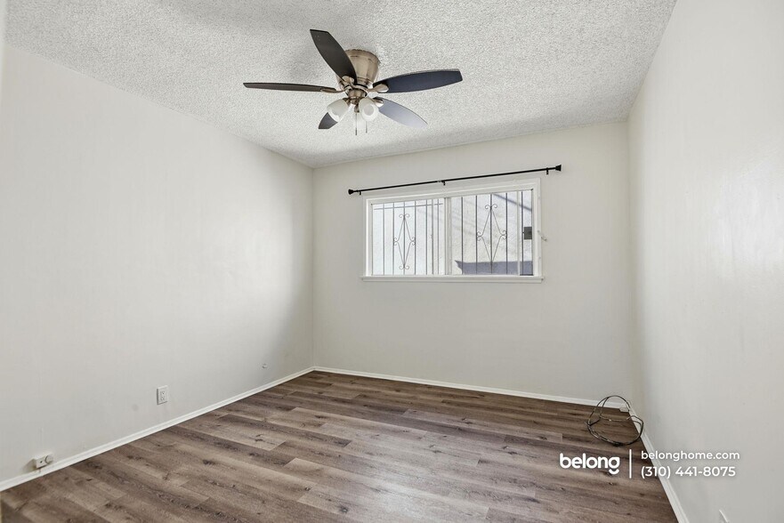 Building Photo - 1112 1/2 West 92nd Street