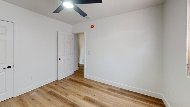 Building Photo - 1532 Gulf St