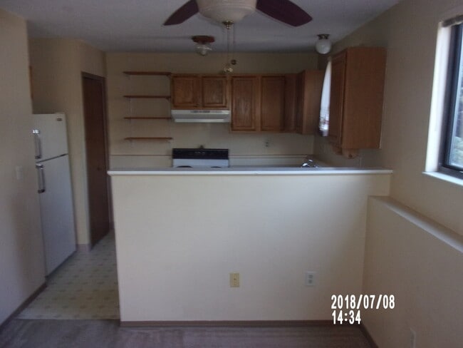 Primary Photo - Littleton Ranch Style Townhome - 2 Bedroom...