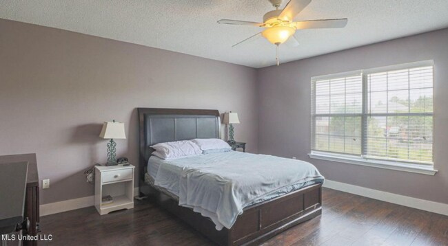 Building Photo - 4117 Silverwood Dr