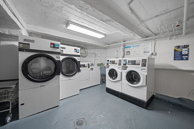 Building Photo - Charming 1BR Condo in Upper West Side