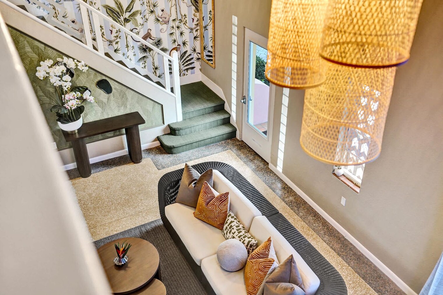 Building Photo - 101 Lucerne Ave