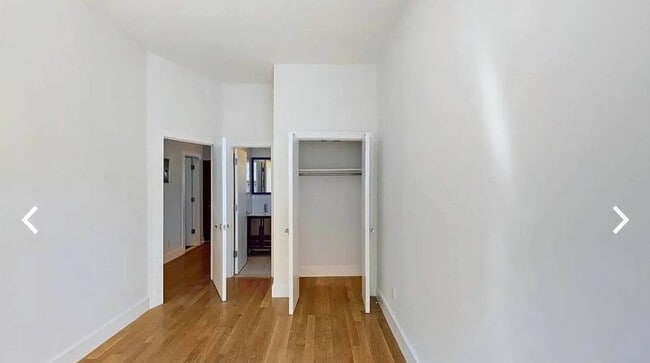Building Photo - 17 Goodwin Pl