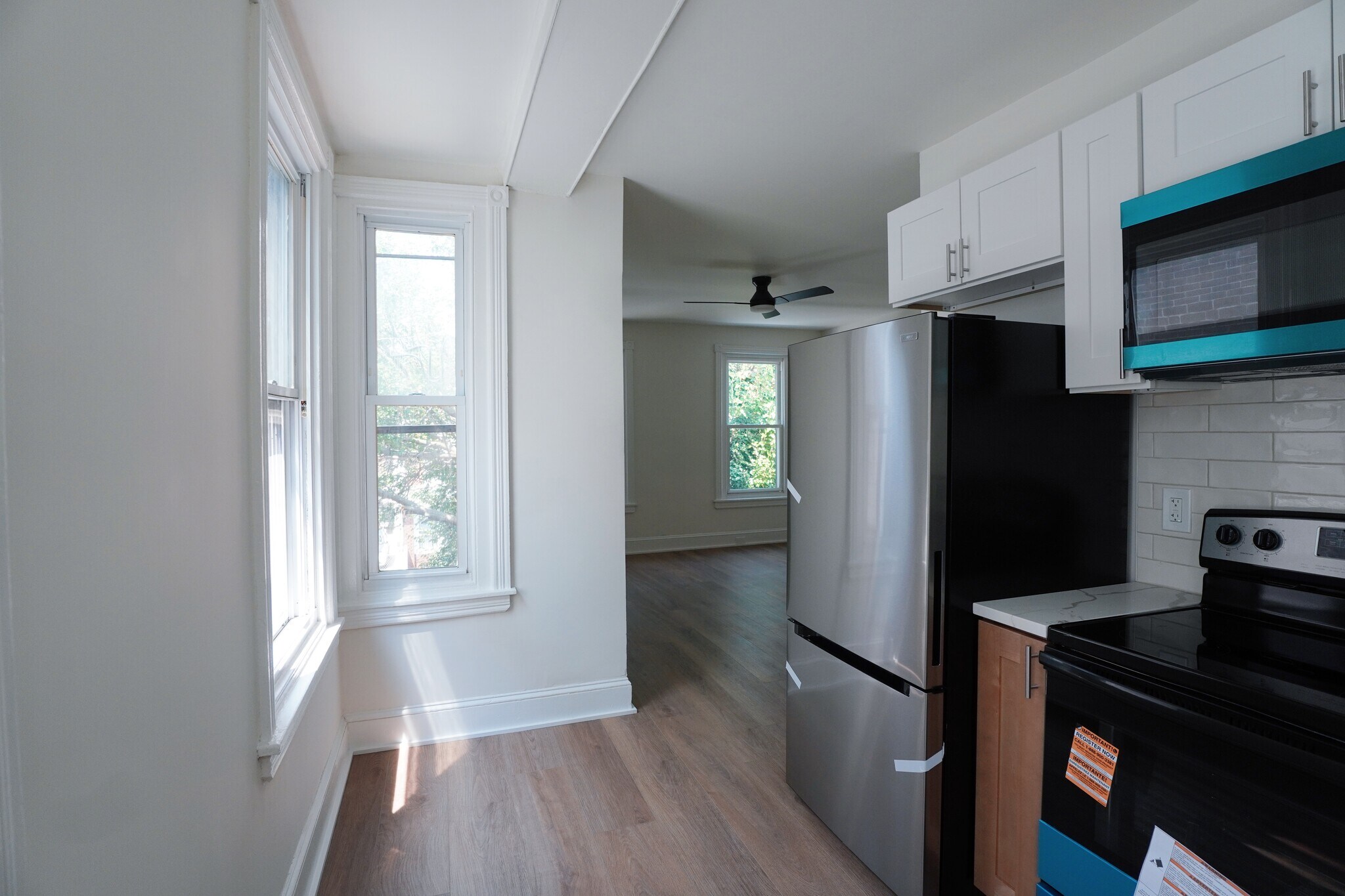 Building Photo - 5517 N Fairhill St