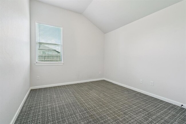 Building Photo - 15908 Buffalo Dr