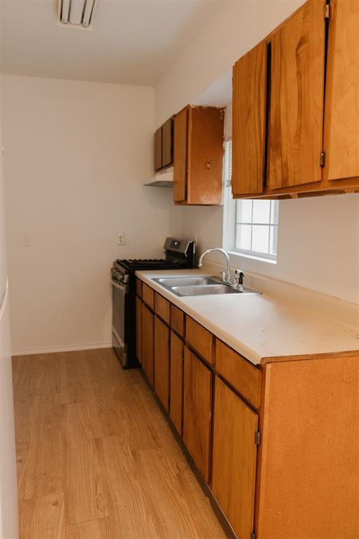 Building Photo - 1107 Angelina St