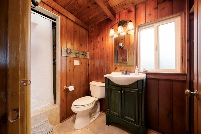 Building Photo - 9497 Montemar Dr