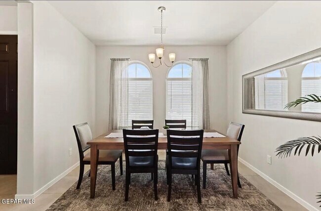 Building Photo - 429 Soleil Rd