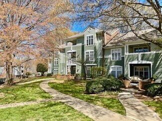 Building Photo - 1011 Nicholwood Dr