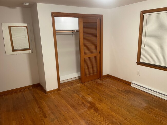 Building Photo - 91 Brown St