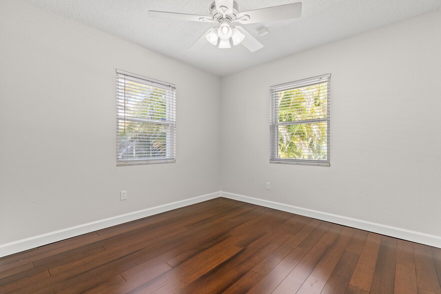 3rd Bedroom - 3309 W Napoleon Ave