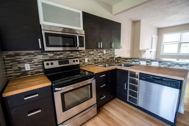 Building Photo - 2619 Josephine St