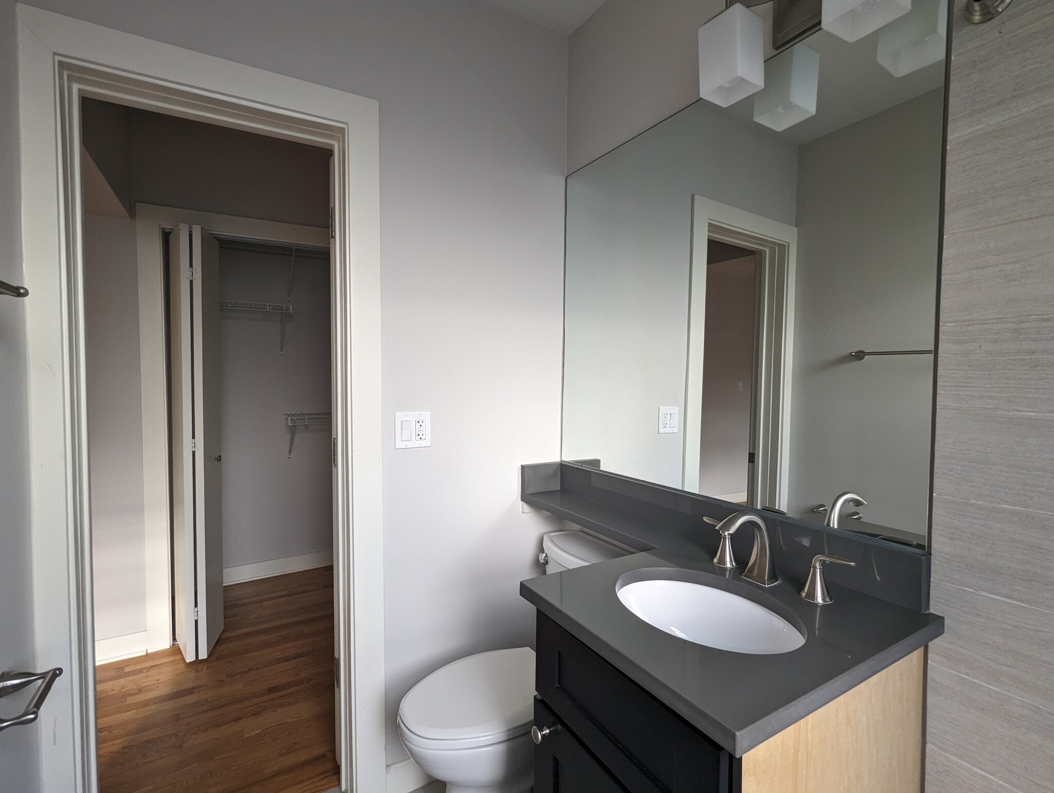 Building Photo - 2430 N Kedzie Blvd