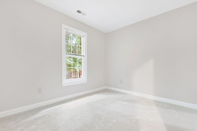 Building Photo - 3-Bedroom Home for in Cary – Close to Down...