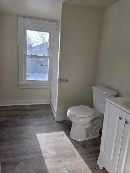 Building Photo - 630 N Courtland St