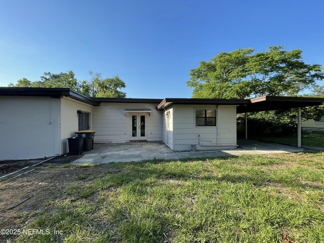 Building Photo - 5258 Janice Cir S
