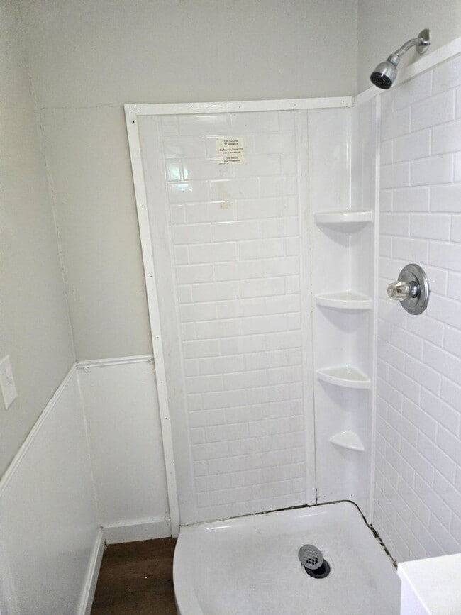 Building Photo - 316 Hawkins St