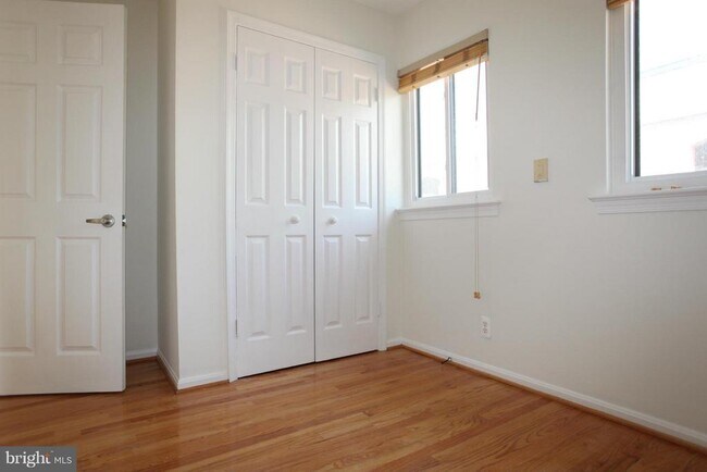 Building Photo - 1089 Paper Mill Ct