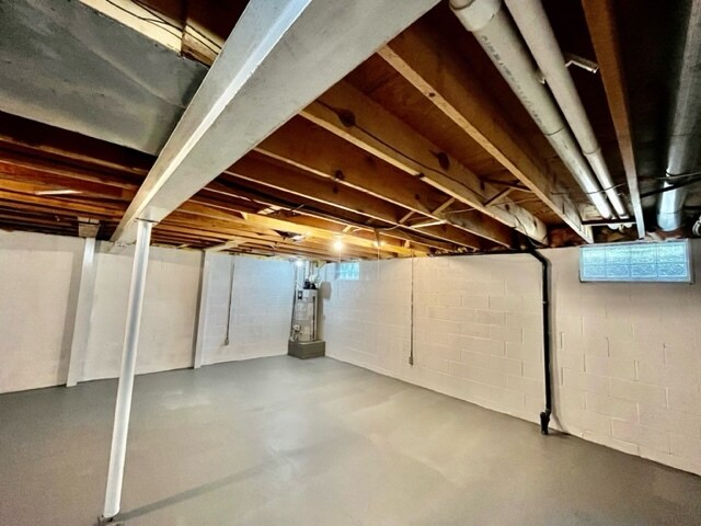 Building Photo - 275 Brad Dr