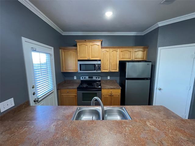 Building Photo - 8426 Jay St