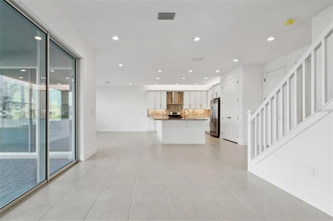 Building Photo - 3442 Great Banyan Way