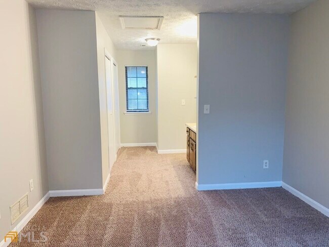 Building Photo - 149 Appleton Blvd