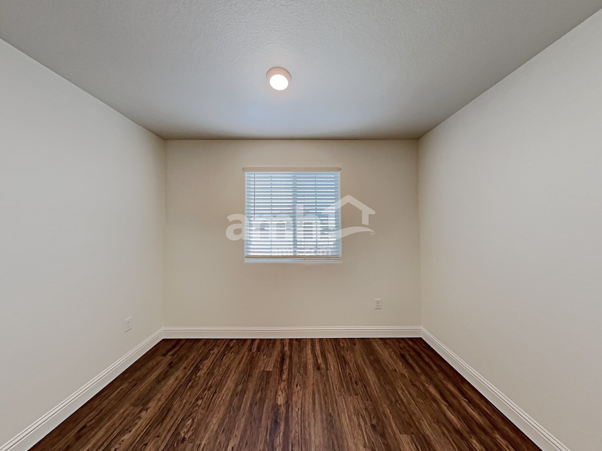 Building Photo - 9653 N Avenida Lucena