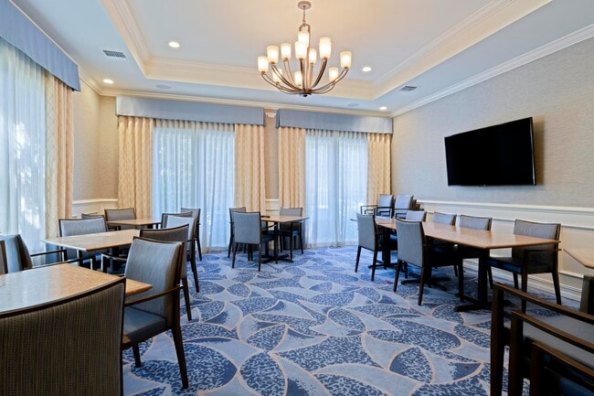 Building Photo - 5813 Monterra Club Dr