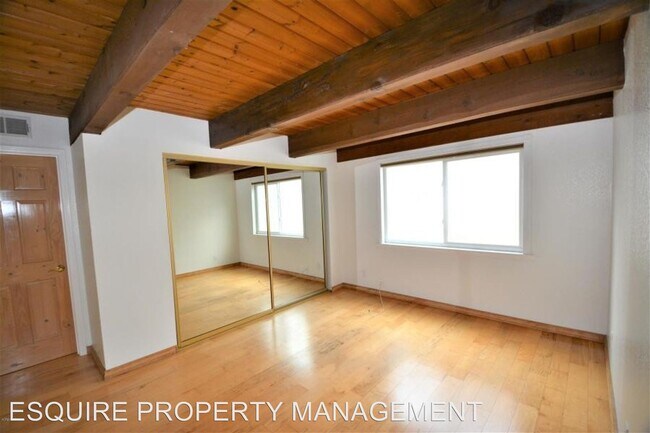 Building Photo - 3 br, 3 bath House - 300 MELROSE DRIVE