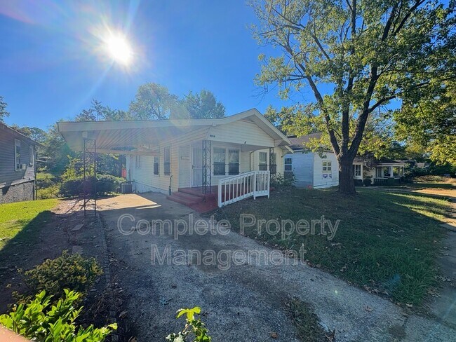 Primary Photo - 8149 1st Ave S