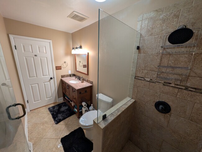 Building Photo - Room in Single Family Home on Ranson Rd