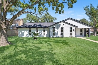 Building Photo - 11402 Ash Creek Dr