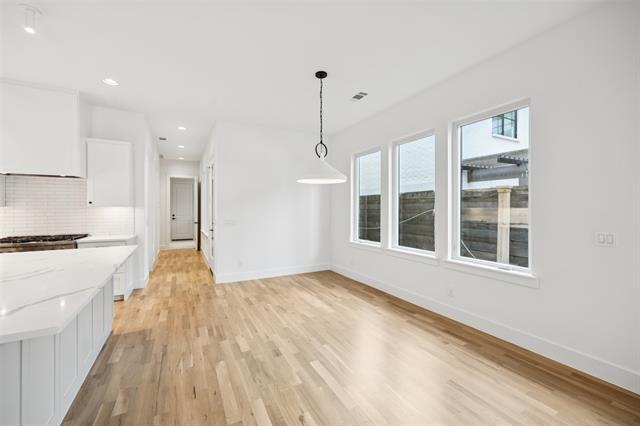Building Photo - 5638 Winton St