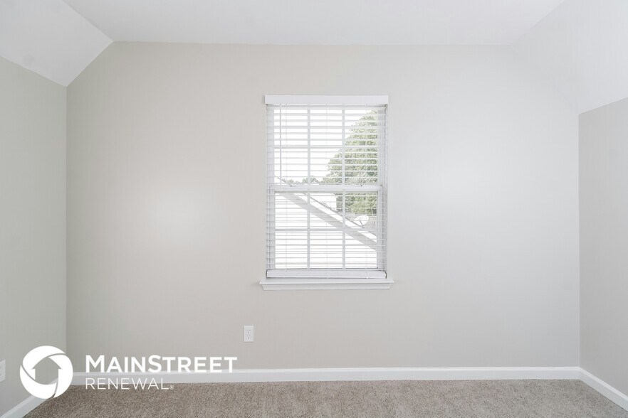 Building Photo - 3429 Tinley Park Dr
