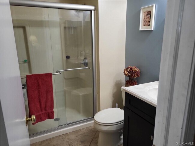 Building Photo - 79 Winchester Ave