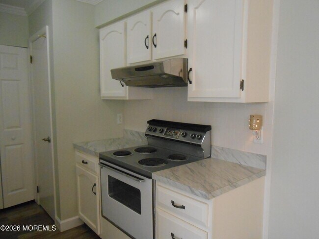 Building Photo - 39 Mediterranean Ct