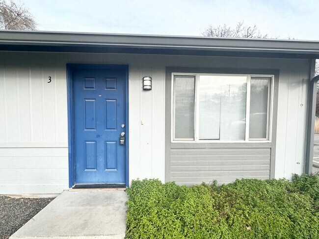 Building Photo - 211 N Indiana Ave